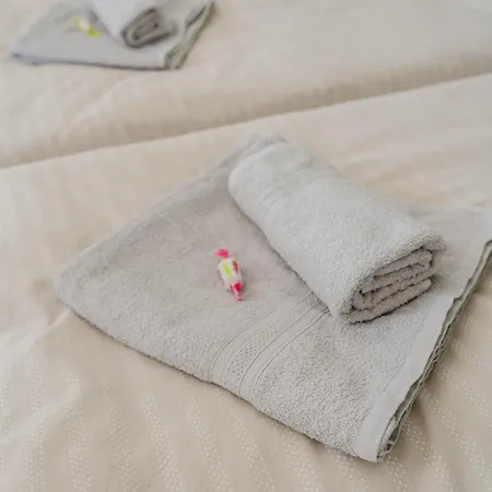 Emilia Daire Schiefling am See